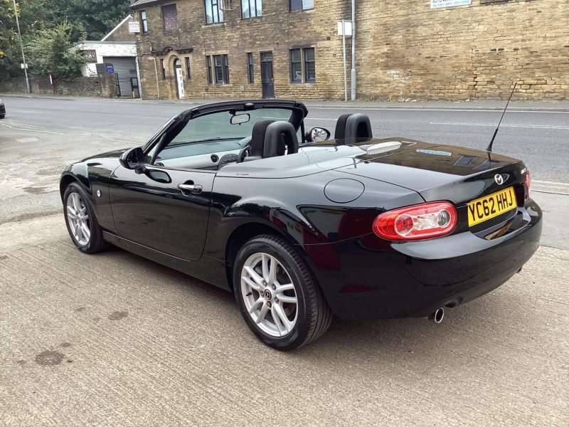 MAZDA MX-5