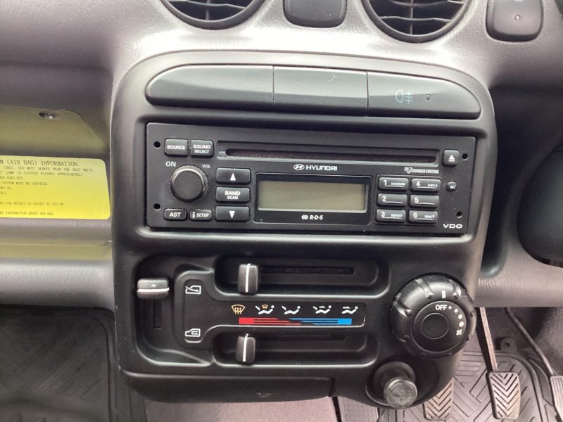 HYUNDAI AMICA