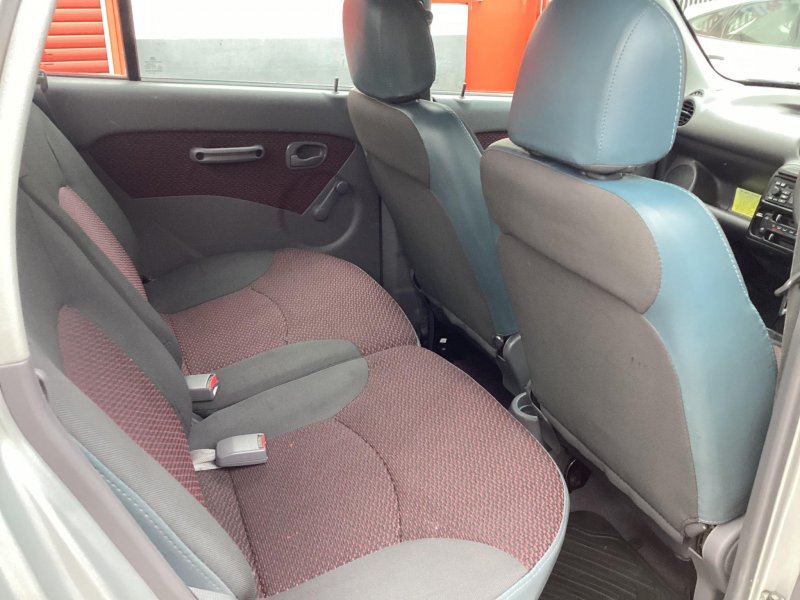 HYUNDAI AMICA