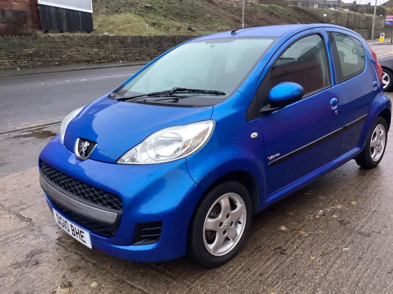 PEUGEOT 107