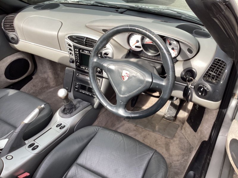 PORSCHE BOXSTER