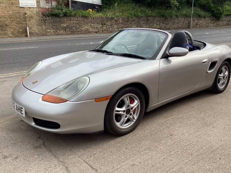 PORSCHE BOXSTER
