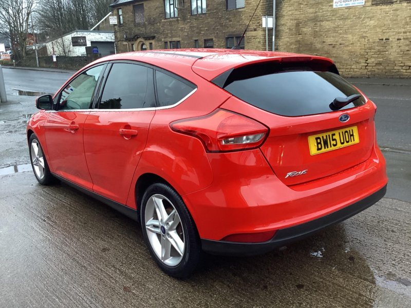 FORD FOCUS