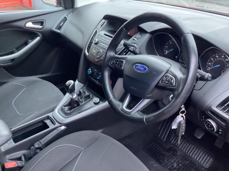 FORD FOCUS