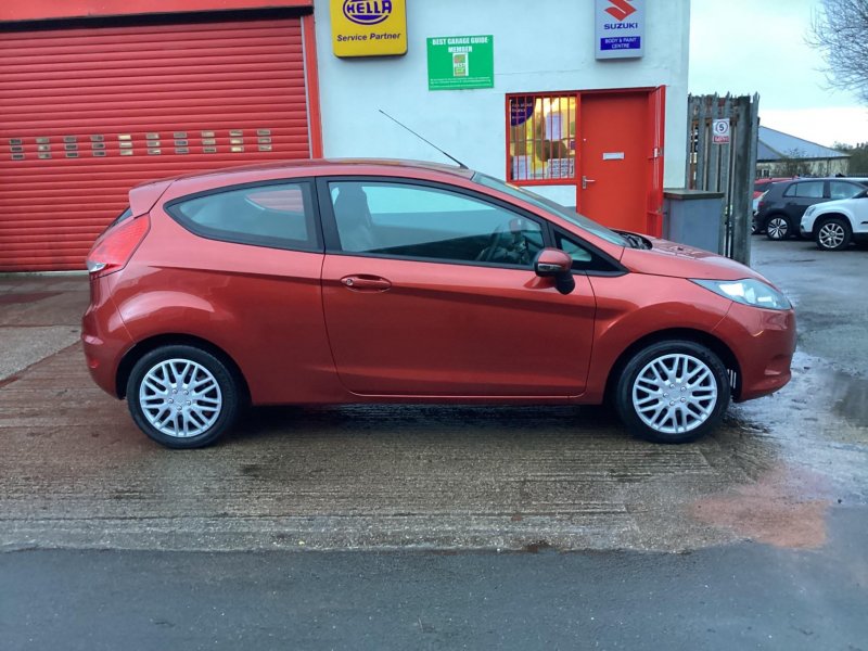 FORD FIESTA