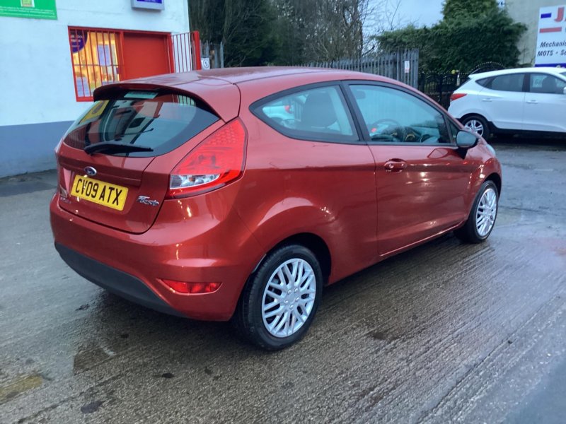 FORD FIESTA