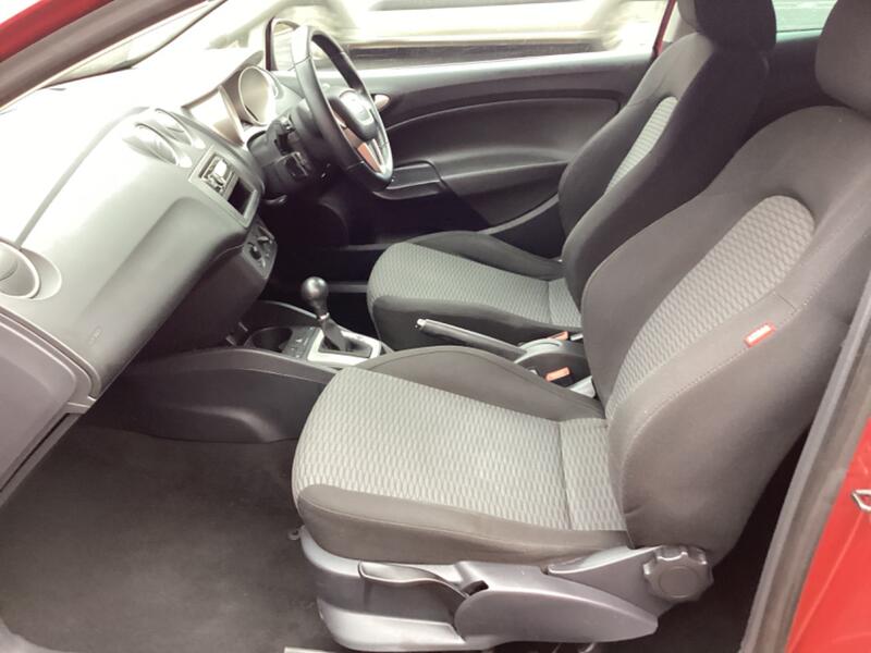 SEAT IBIZA