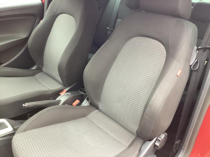 SEAT IBIZA