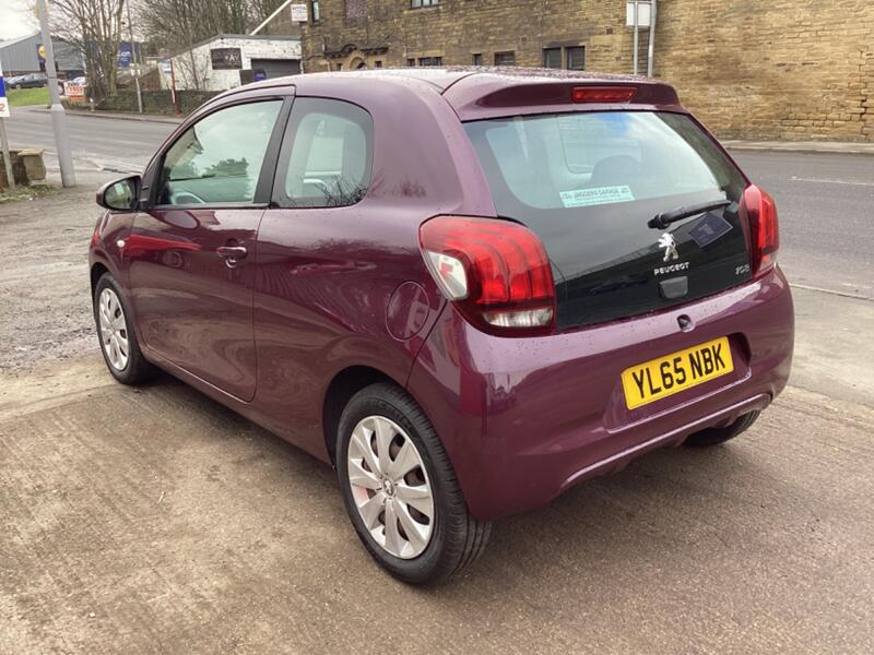 PEUGEOT 108