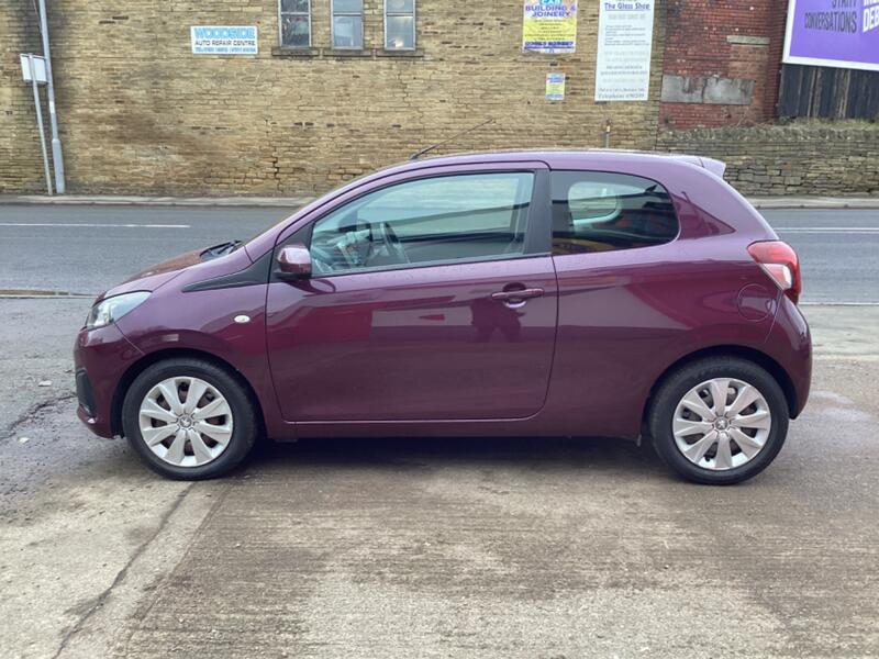 PEUGEOT 108