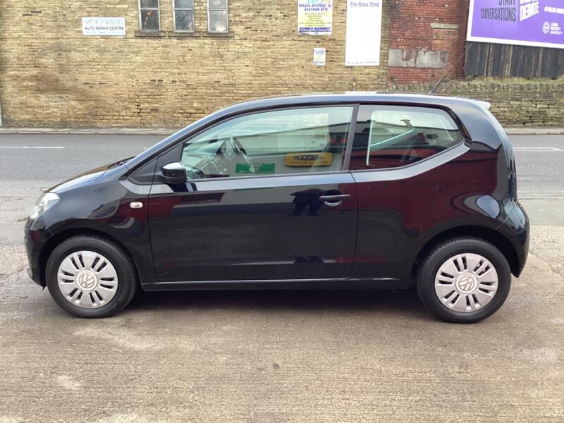 VOLKSWAGEN UP