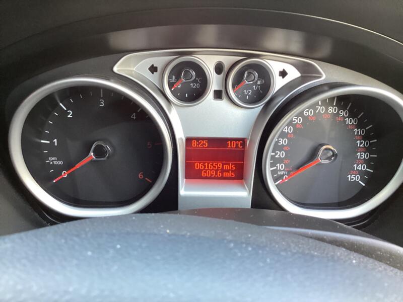 FORD FOCUS