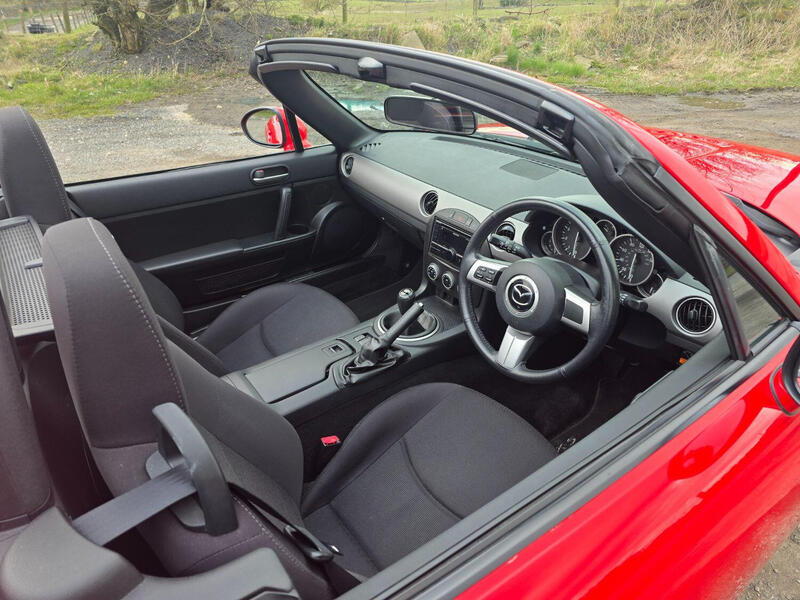 MAZDA MX-5