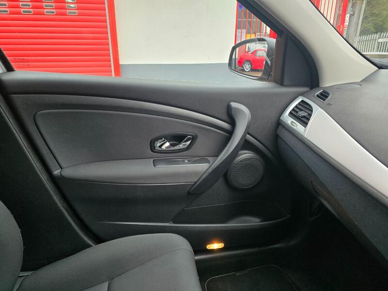 RENAULT MEGANE