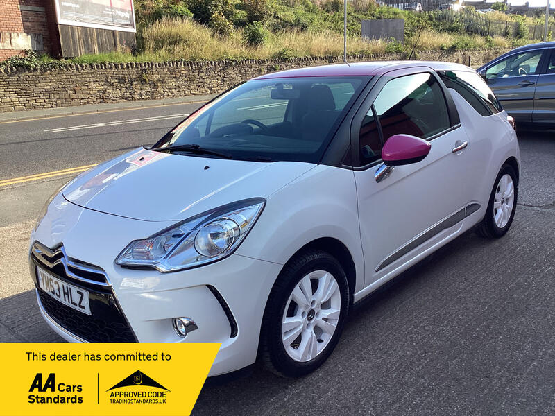CITROEN DS3 1.6 VTi DStyle Pink Euro 5 3dr